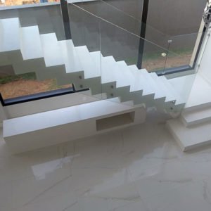 escada-de-marmore-absoluta-marmoraria-sao-jose4